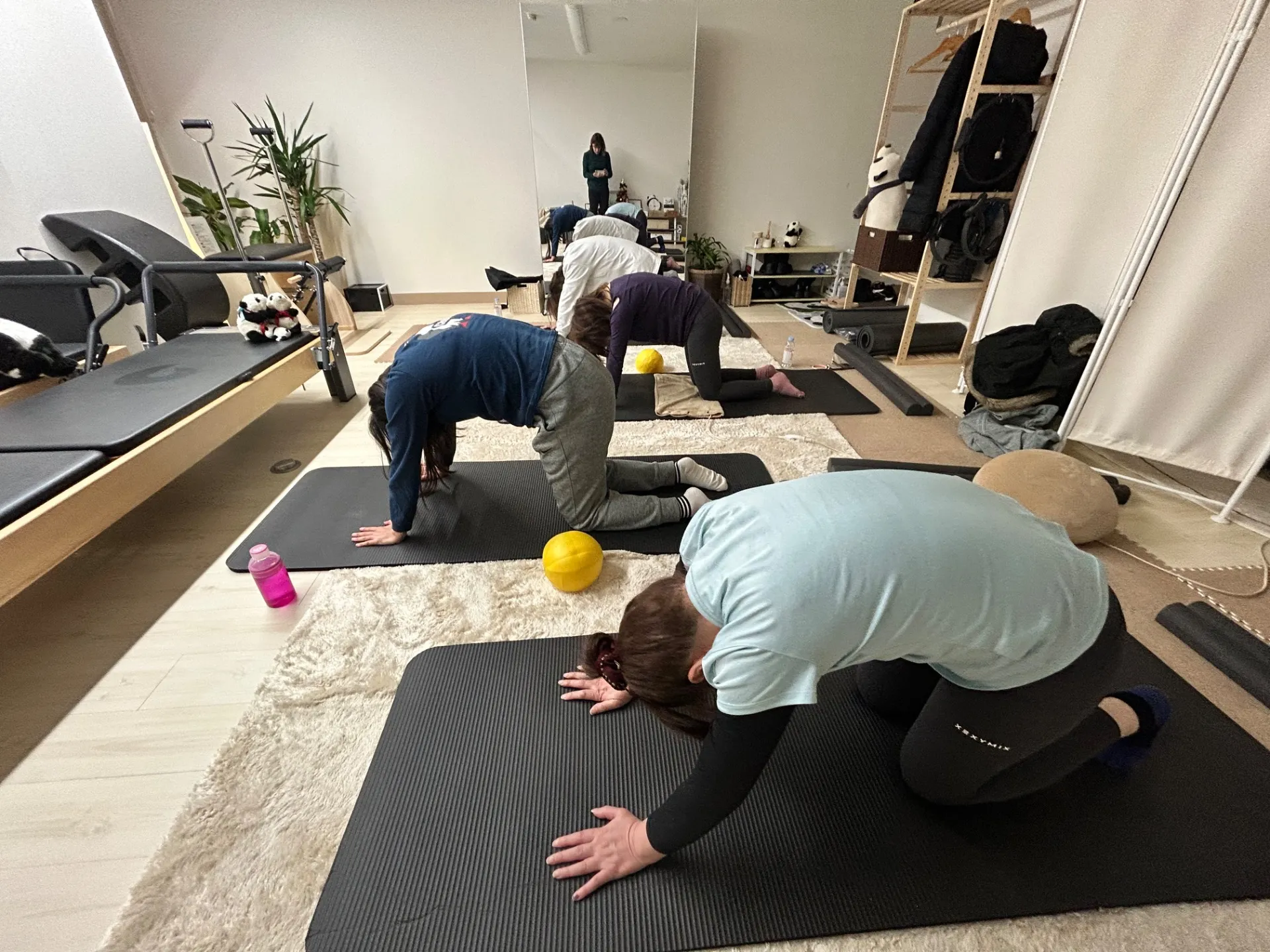 札幌でおすすめのピラティススタジオといえばPILATES STUDIO R-zoneより、12月グループレッスンについて